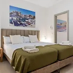 Belgravia Club * אסטפונה