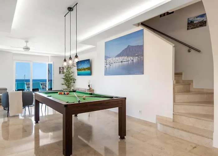 Belgravia Club אסטפונה