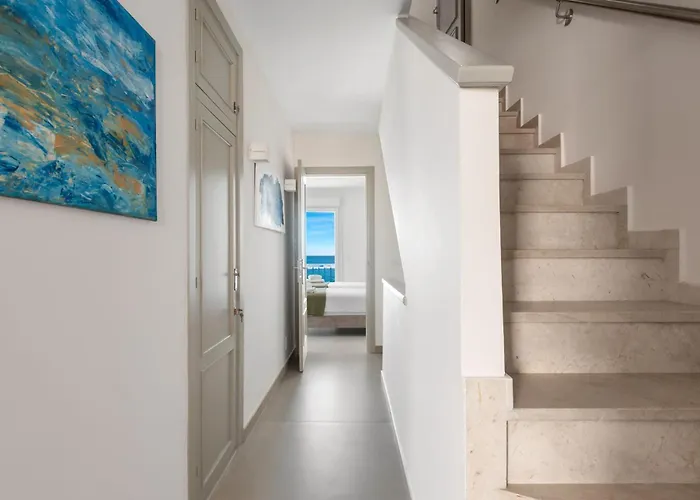 Belgravia Club * אסטפונה